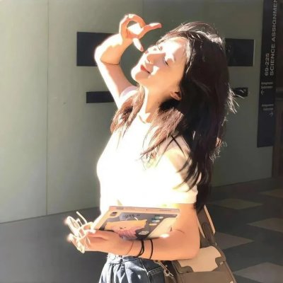 仙人坝的红衣兜